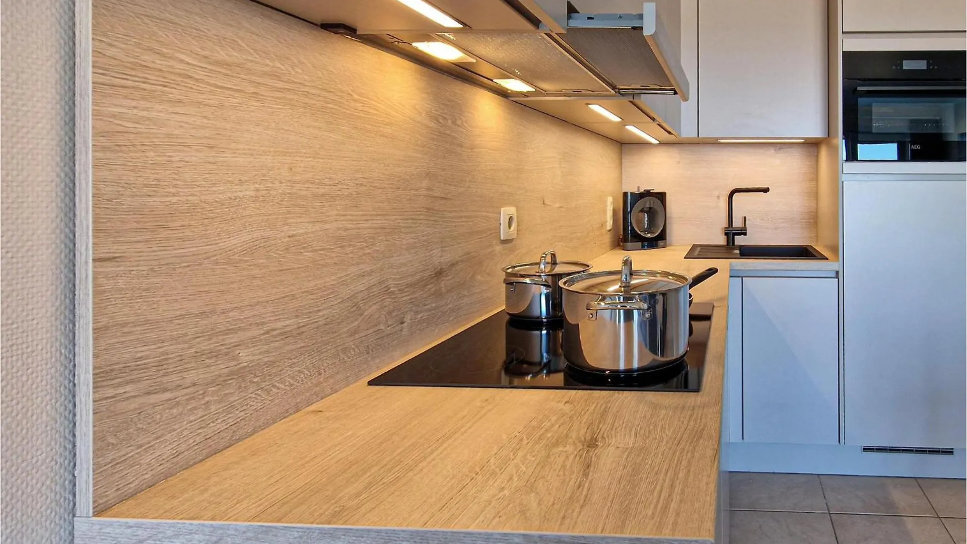 Stunning Apartment In Oostende With Wifi 0*, Ostend